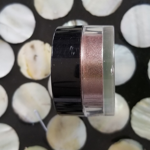 Makeup - Picture 5 of 5